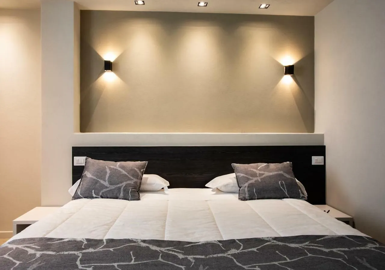 Astoria Living Apartments Bologne 0*,
