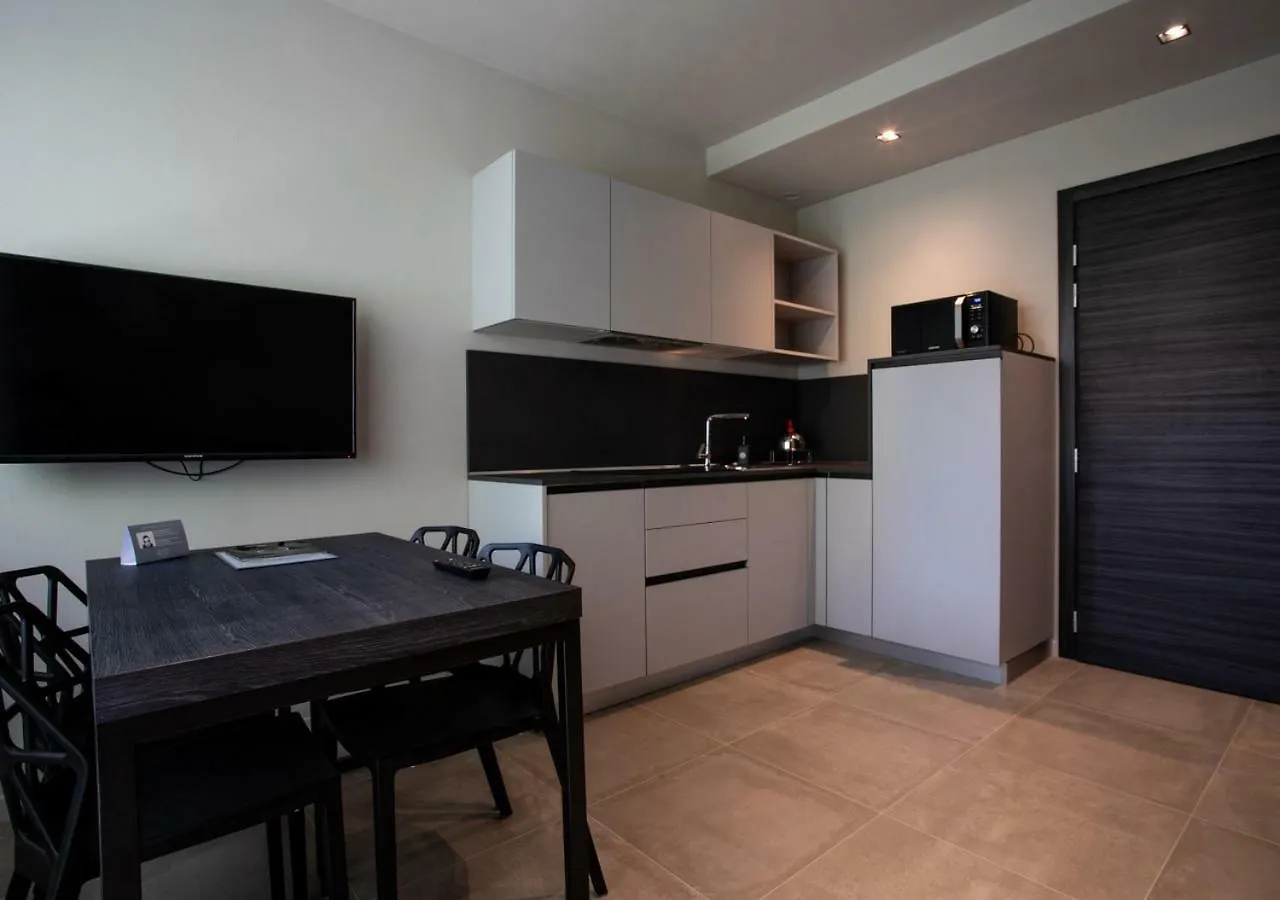 Astoria Living Apartments Bologne Italie